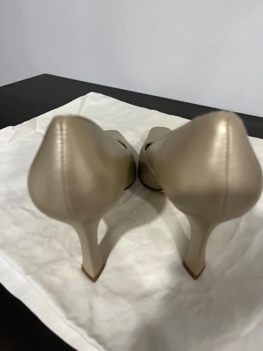 Karen Scott mid high heel
